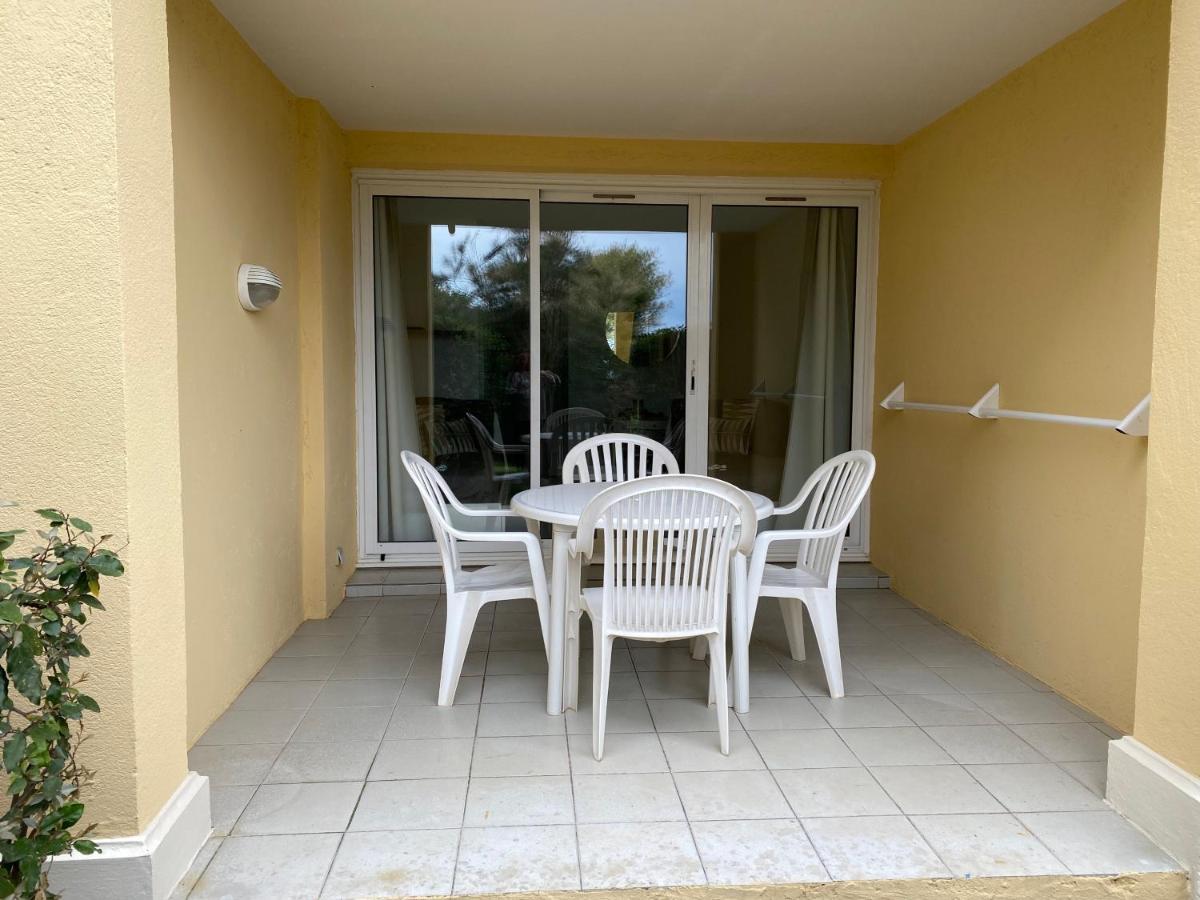 Appartement En Residence Privee, Face A La Mer Avec Acces Direct Plage Hyères Eksteriør bilde