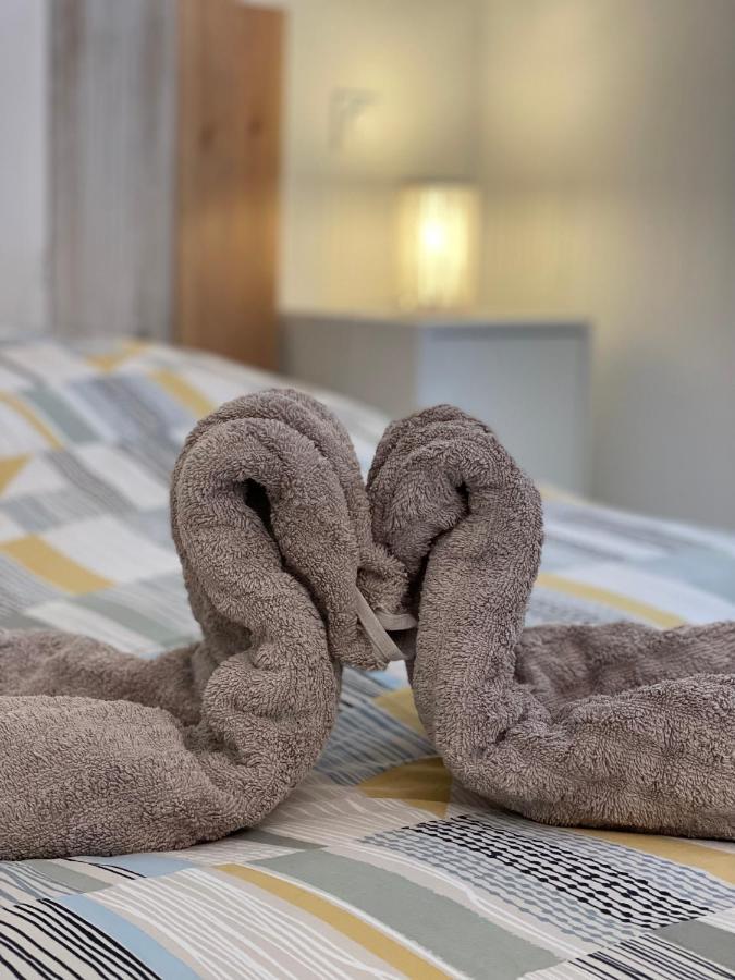 Appartement En Residence Privee, Face A La Mer Avec Acces Direct Plage Hyères Eksteriør bilde